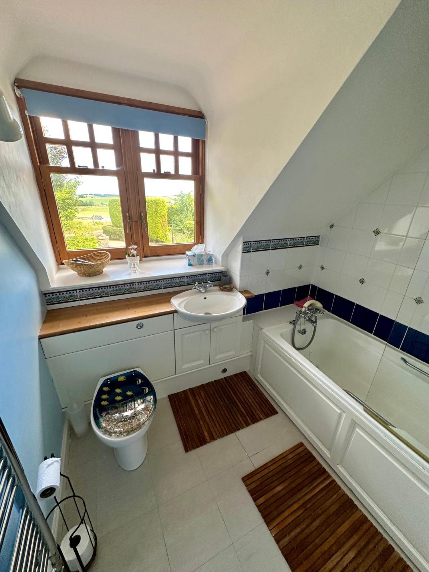 Awakening Alchemy Retreat Centre Bed & Breakfast Inverurie Exterior foto